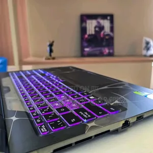 Laptop MSI Cyborg 15 16GB Intel Core i7 SSD 1T