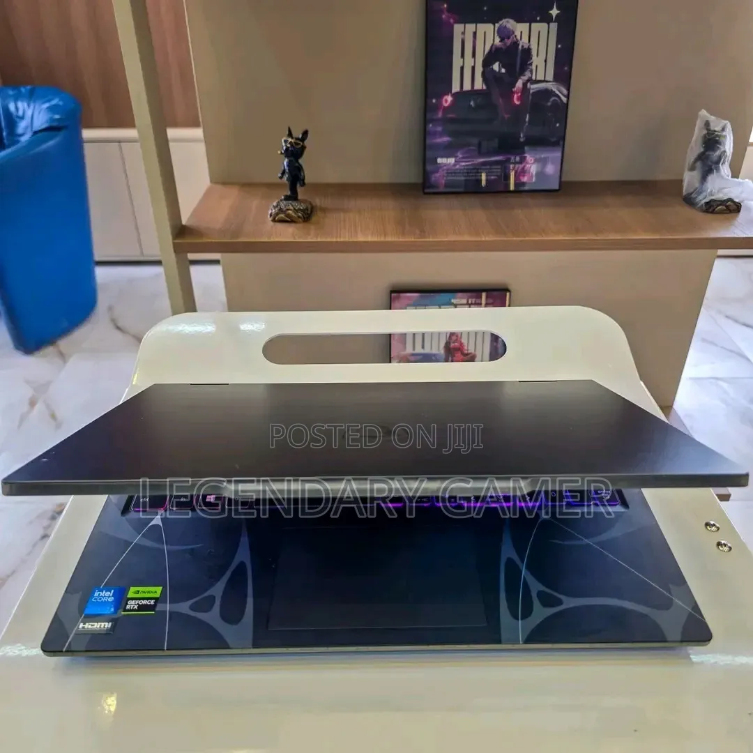 Laptop MSI Cyborg 15 16GB Intel Core i7 SSD 1T