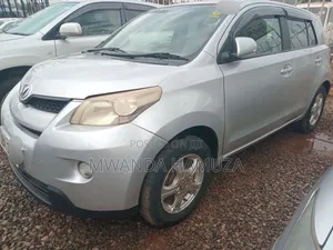 Toyota IST 2008 White