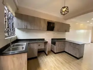 2bdrm House in Kisaasi, Central Division for rent