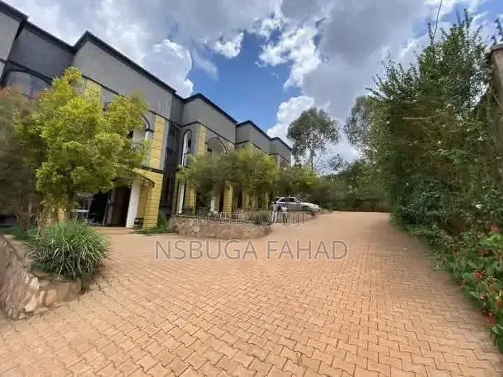 2bdrm House in Kisaasi, Central Division for rent