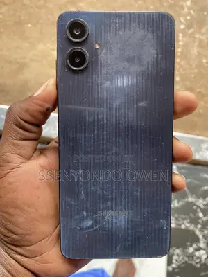 Samsung Galaxy A06 64 GB Black