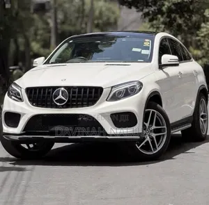 Mercedes-Benz GLE-Class GLE 350d 4MATIC 2017 White