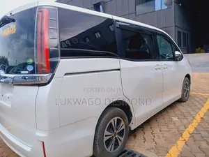 Toyota Noah 2.0 FWD (7 Seater) 2020 White