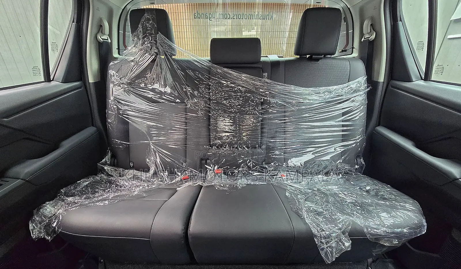 New Toyota Hilux 2025 Black