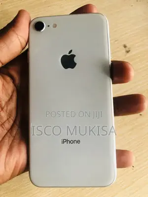 Apple iPhone 8 64 GB White