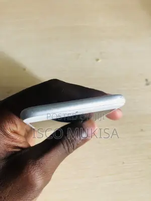 Apple iPhone 8 64 GB White