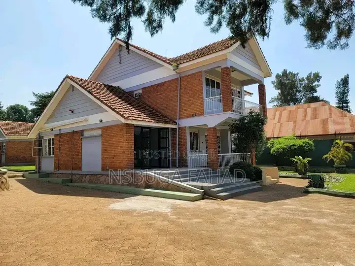 3bdrm House in Standalone Kisaasi, Central Division for rent