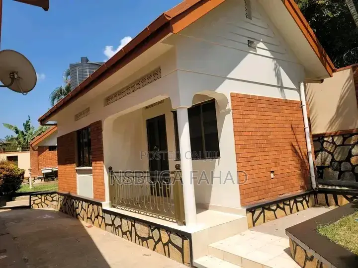 3bdrm House in Standalone Kisaasi, Central Division for rent