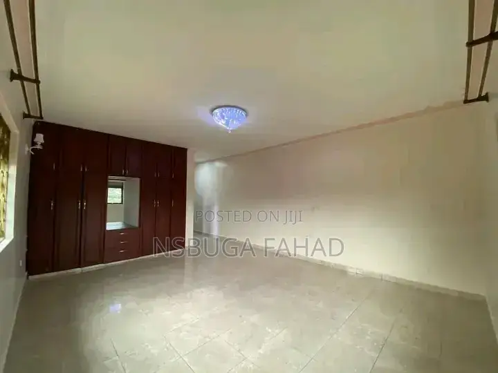 3bdrm House in Standalone Kisaasi, Central Division for rent