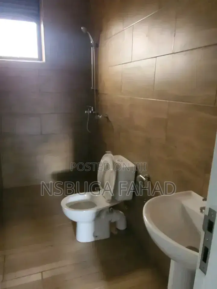 2bdrm House in Kisaasi Bahai, Central Division for rent