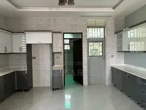 4bdrm House in Standalone Kisaasi, Central Division for rent