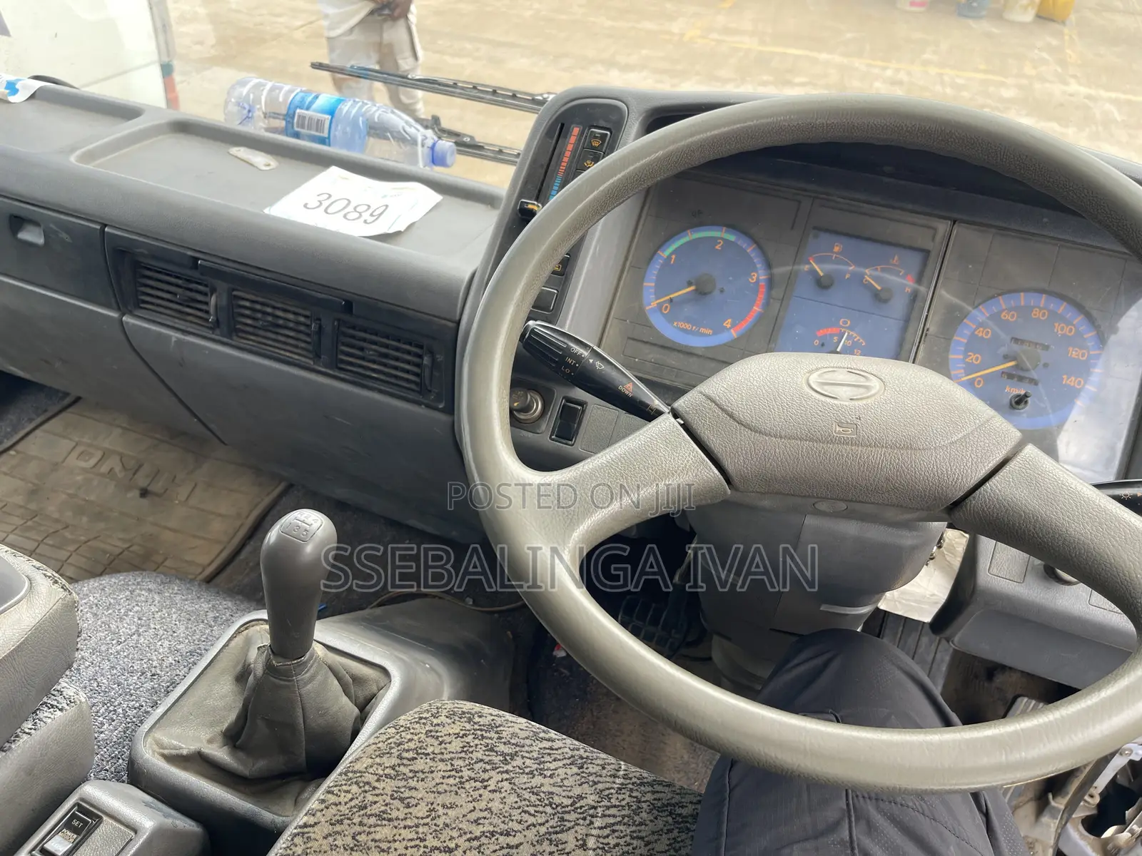 Hino Dumper