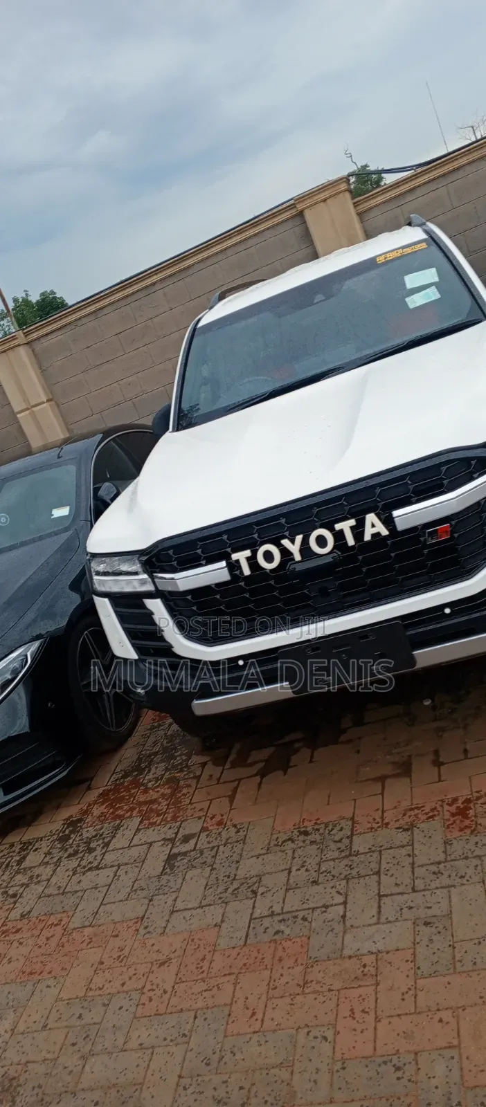 Toyota Land Cruiser Prado 2024 White