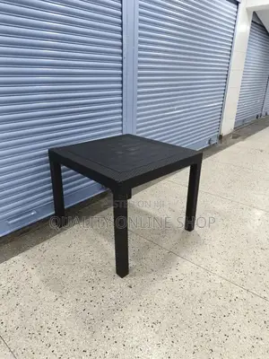 Corner Plastic Table Plastic Table 4people