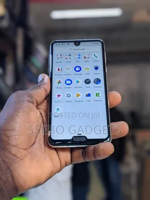 Sharp Aquos R3 128 GB White