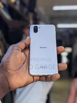 Sharp Aquos R3 128 GB White
