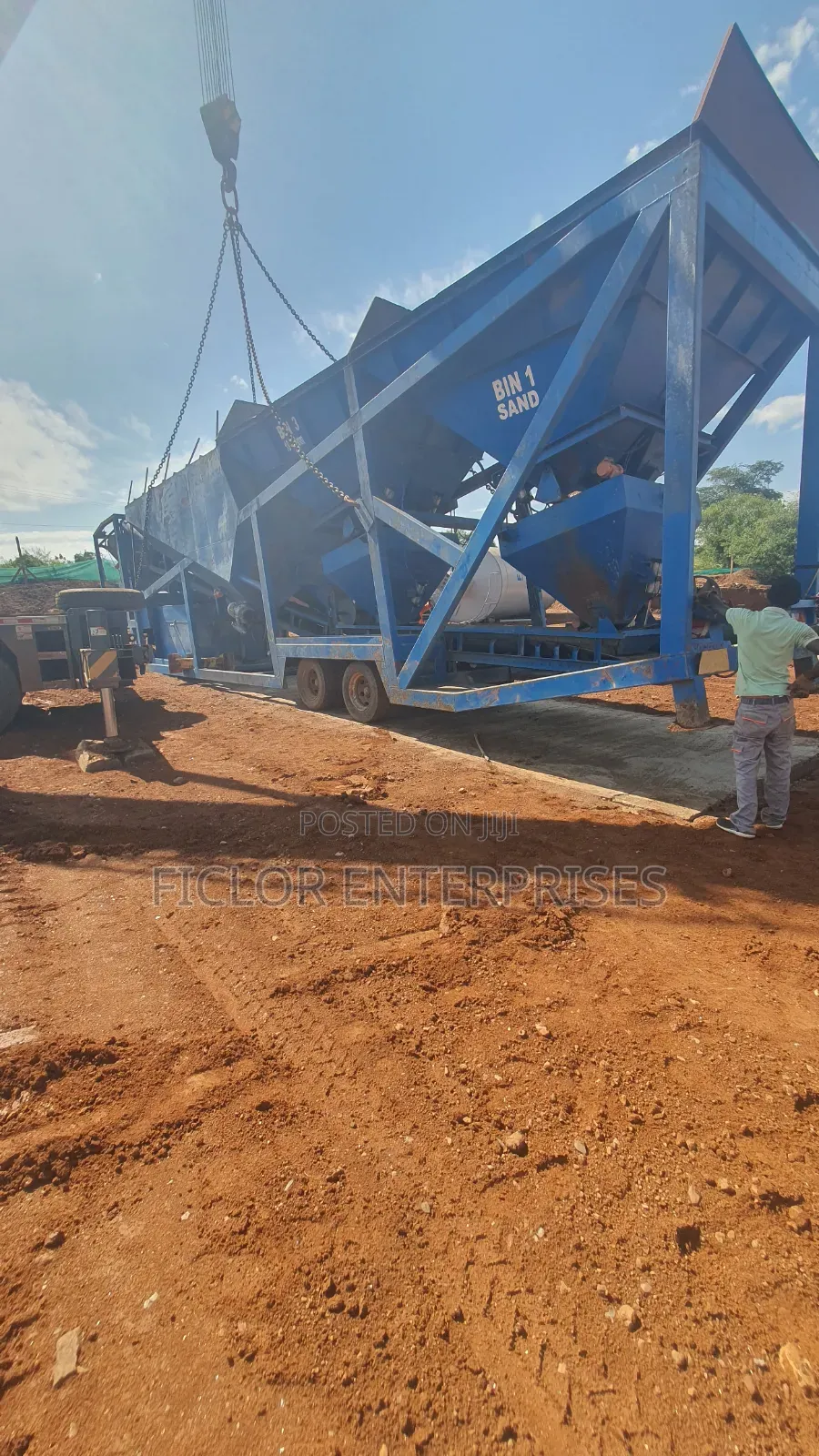 Crane Hire Services in Uganda | Mobile Heavy Lifting