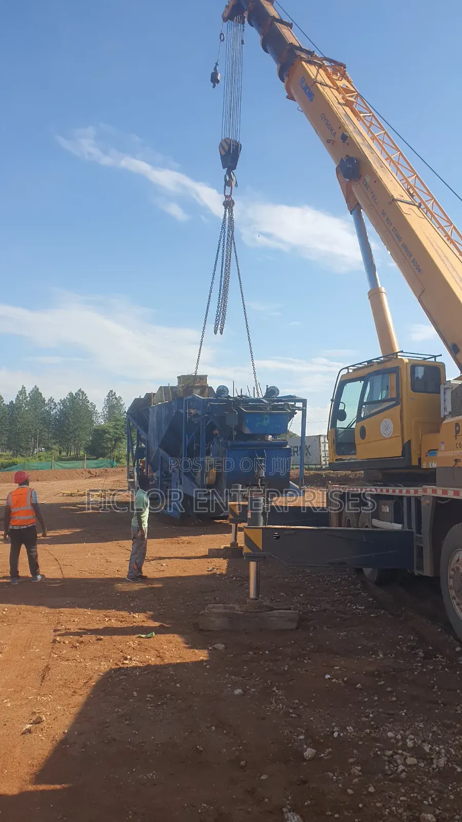 Crane Hire Services in Uganda | Mobile Heavy Lifting