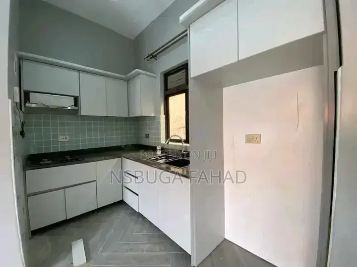 2bdrm House in Kisaasi, Central Division for rent