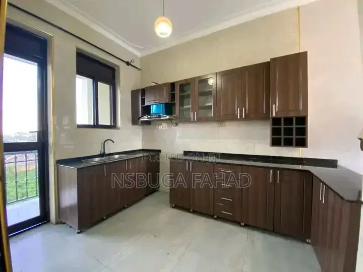 2bdrm House in Kisaasi, Central Division for rent