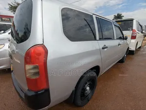 Toyota Probox 2005 Silver