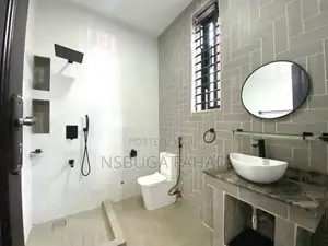2bdrm House in Kisaasi, Central Division for rent