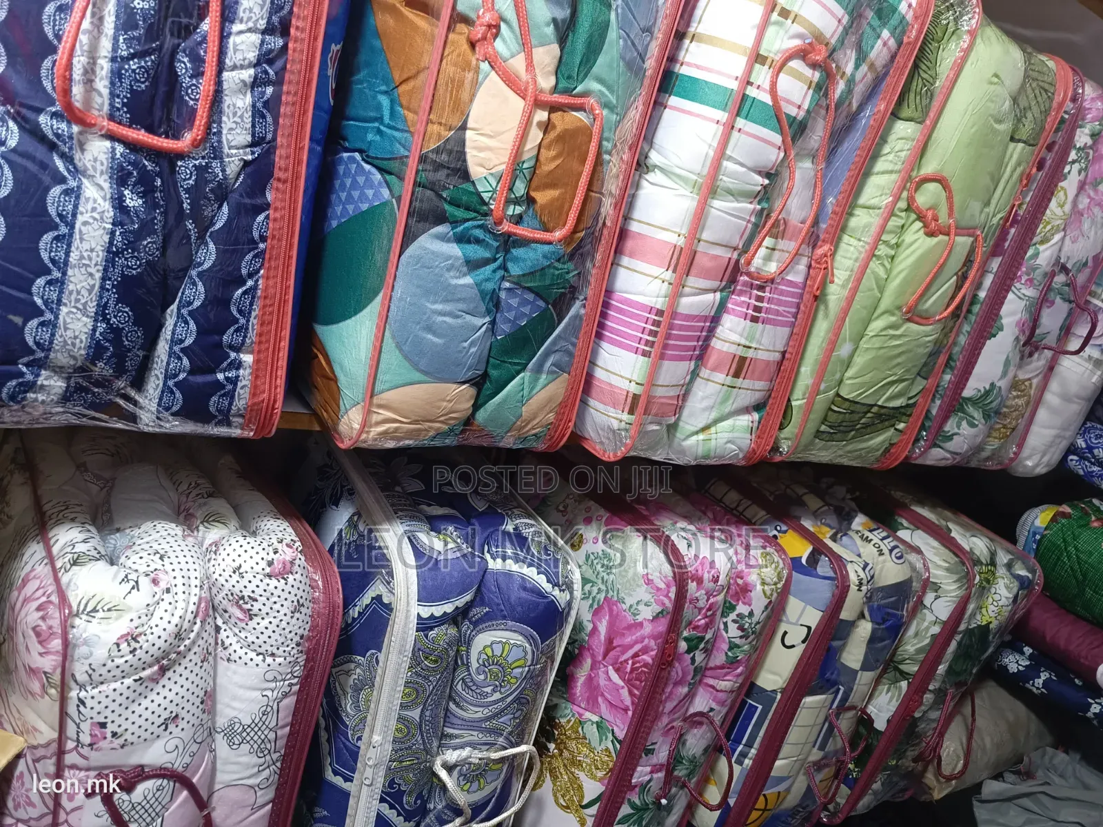 Leon Duvets 4pcs