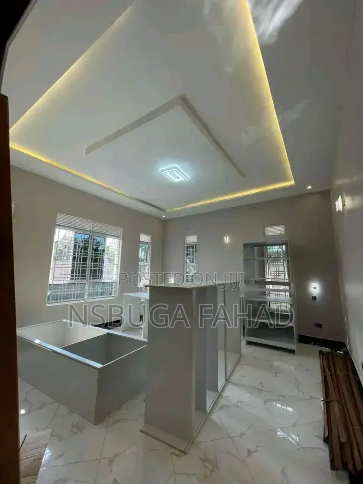 3bdrm House in Standalone Kisaasi, Central Division for rent