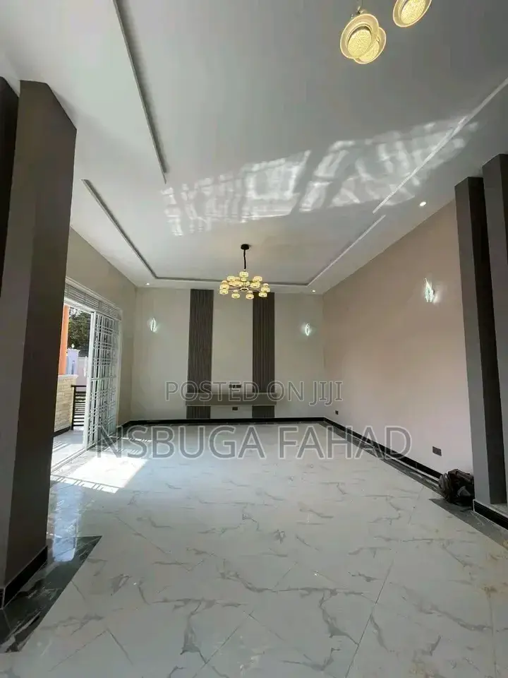 3bdrm House in Standalone Kisaasi, Central Division for rent