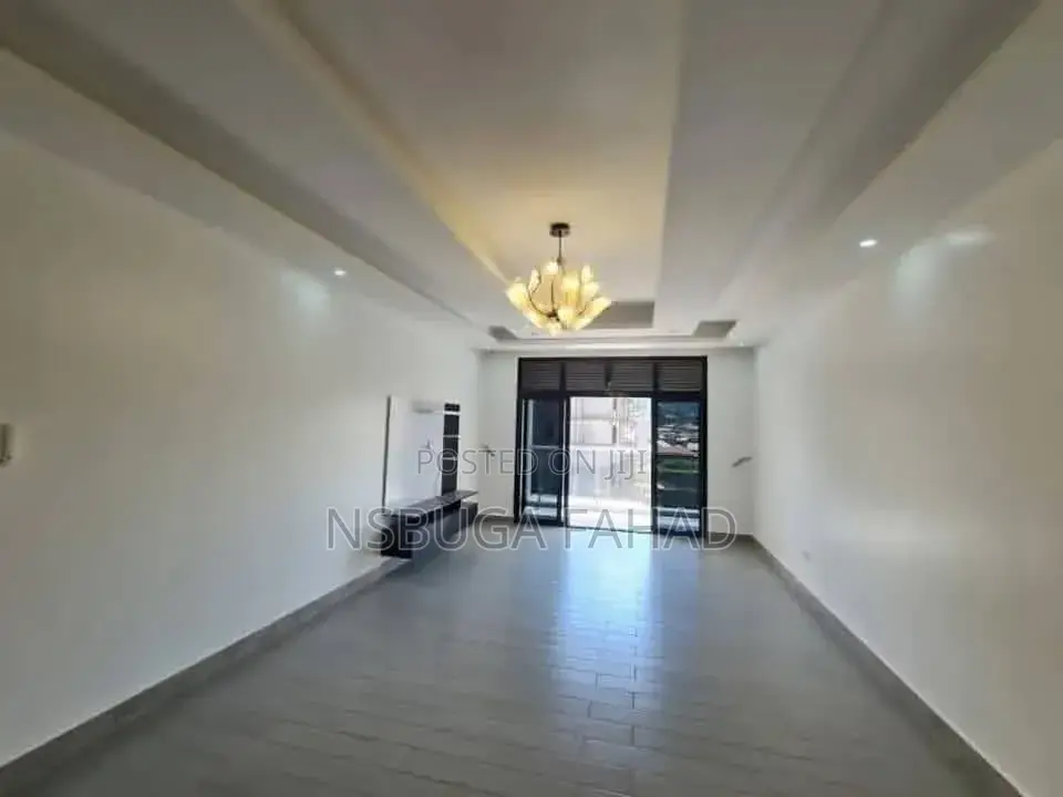 2bdrm House in Kisaasi Bukoto Road, Central Division for rent