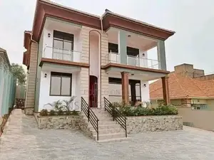 3bdrm House in Standalone Ntinda, Central Division for rent
