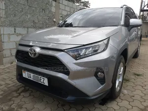 Toyota RAV4 2020 Silver