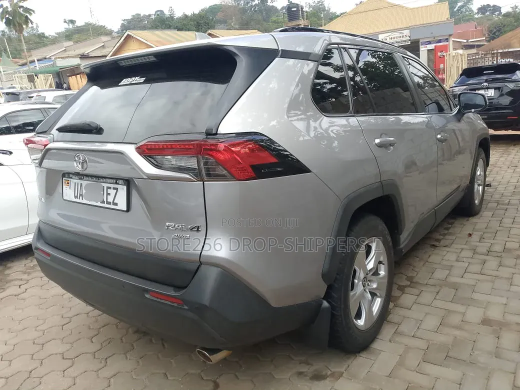 Toyota RAV4 2020 Silver