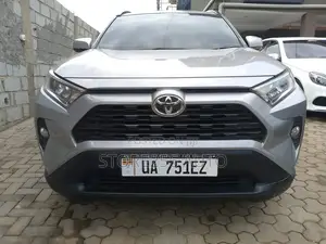 Toyota RAV4 2020 Silver