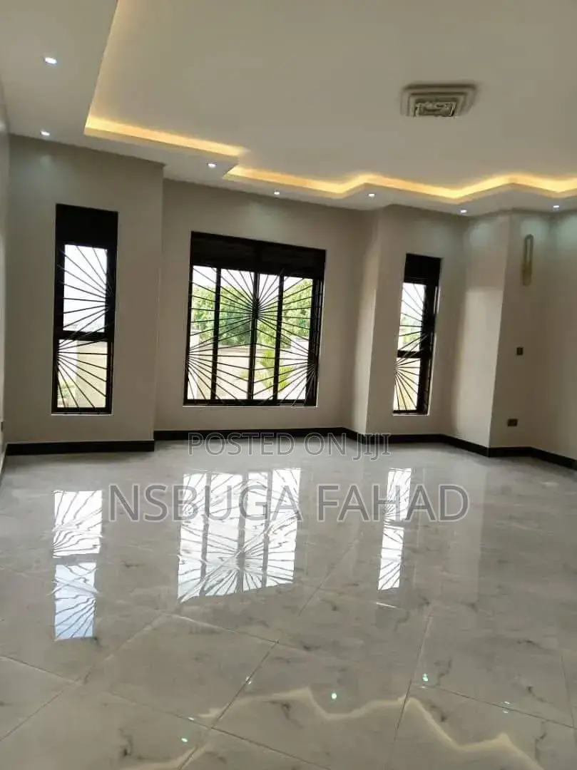 4bdrm House in Standalone Ntinda, Central Division for rent