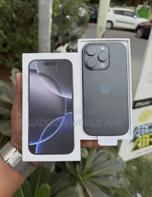 New Apple iPhone 16 Pro 256 GB Black