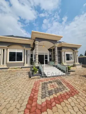 3bdrm Bungalow in Standalone Kisaasi, Central Division for rent