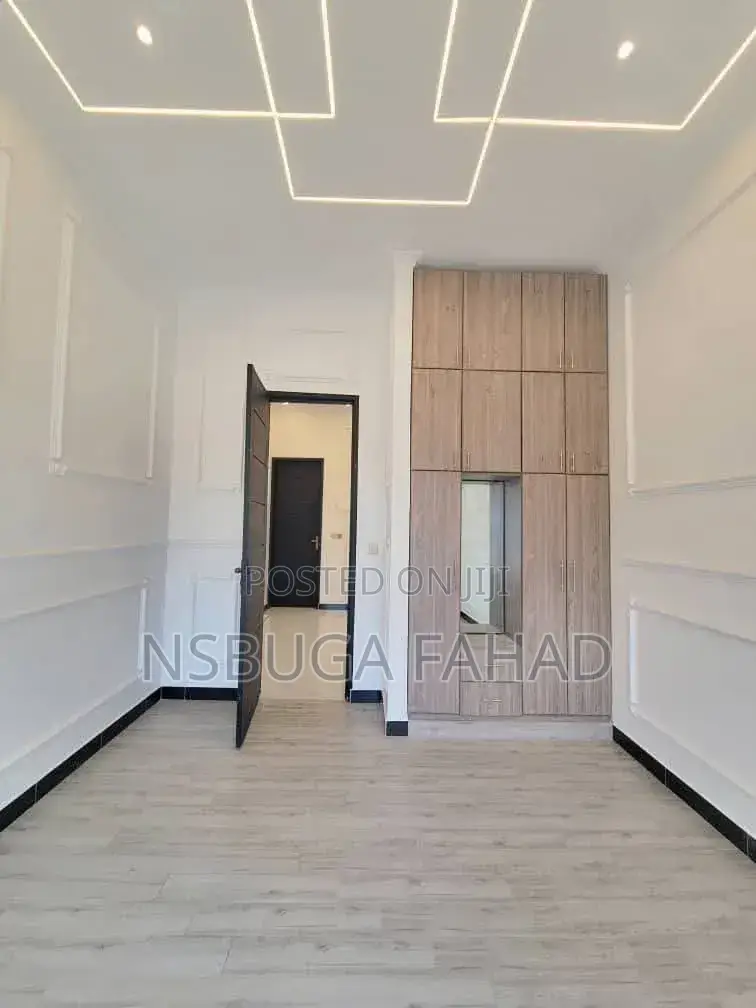 3bdrm Bungalow in Standalone Kisaasi, Central Division for rent