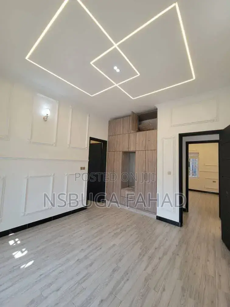 3bdrm Bungalow in Standalone Kisaasi, Central Division for rent