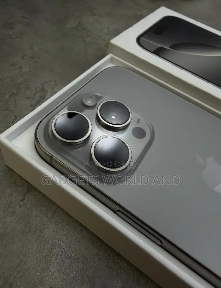 New Apple iPhone 16 Pro 512 GB Silver