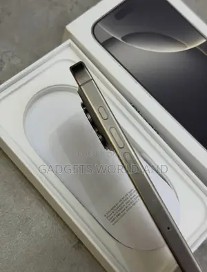 New Apple iPhone 16 Pro 512 GB Silver