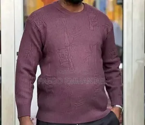 Round Neck Sweatshirts