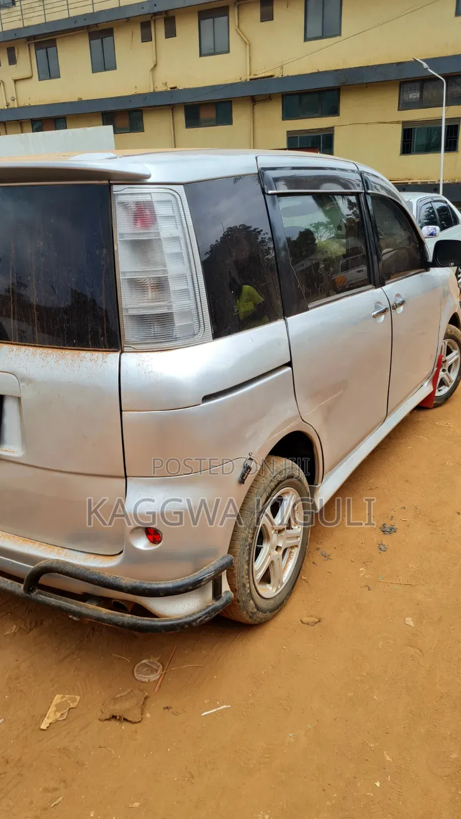 Toyota Sienta 2008 Silver