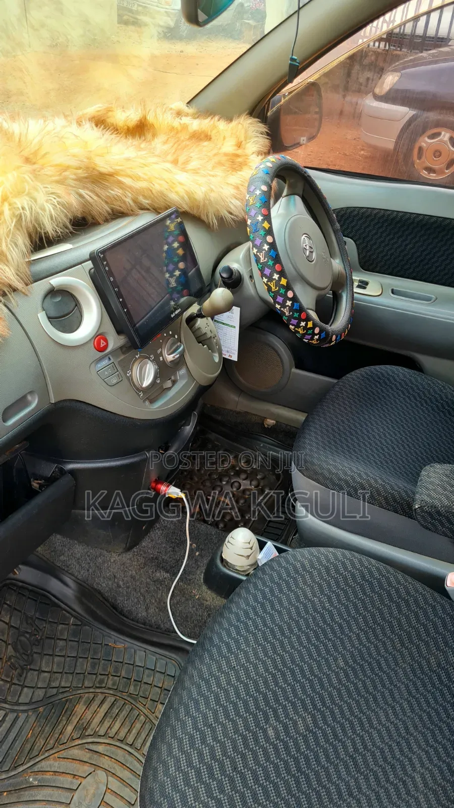 Toyota Sienta 2008 Silver