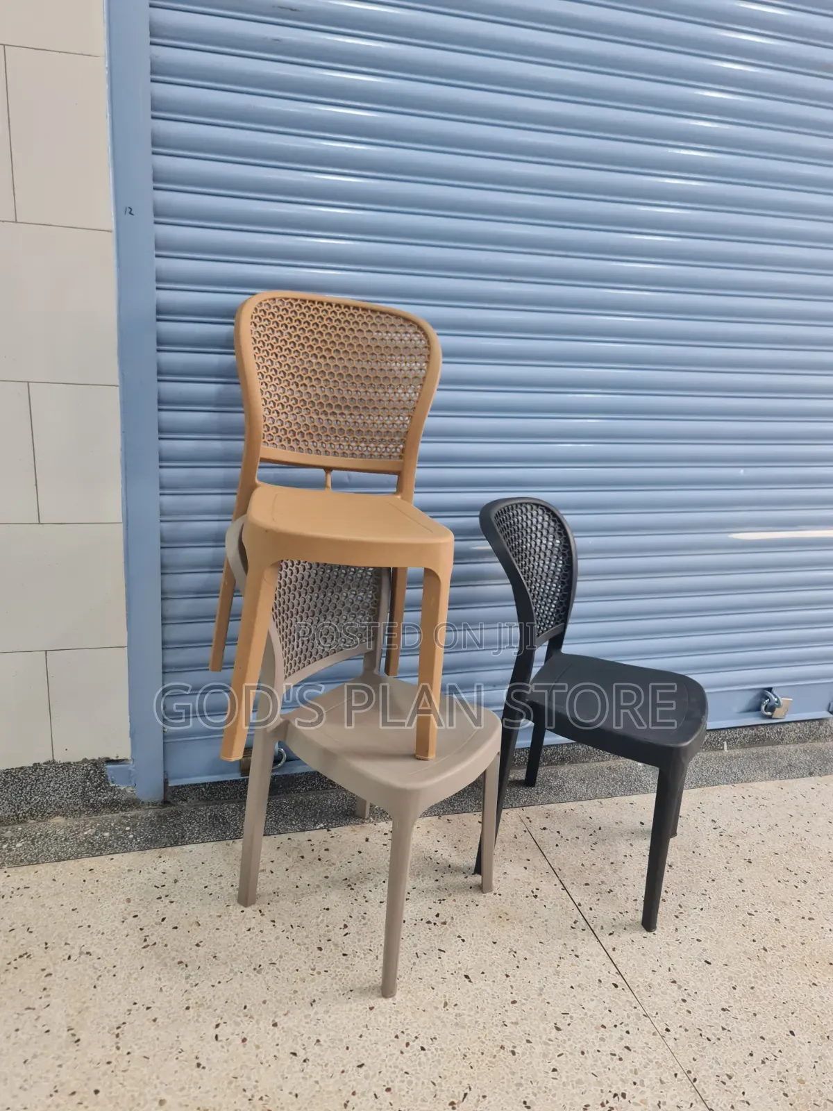 Instock Diamond Backed Plastic Chairs Plastic Chairs