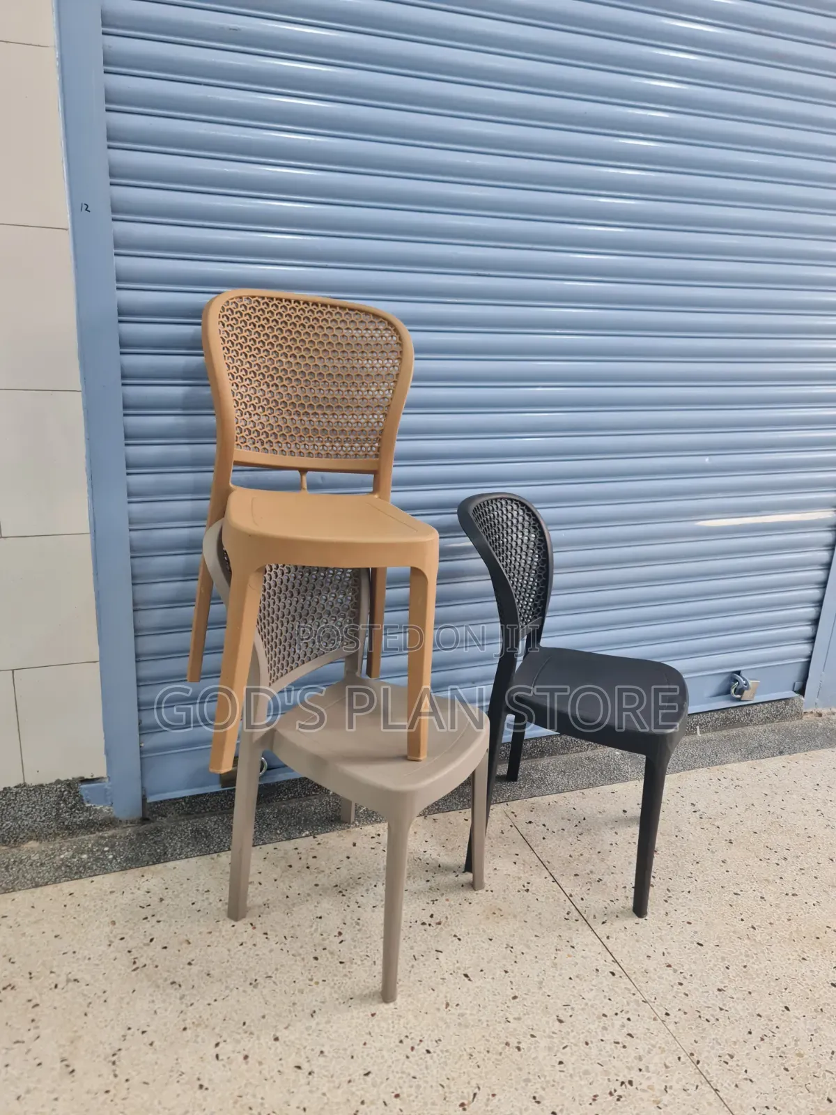 Instock Diamond Backed Plastic Chairs Plastic Chairs