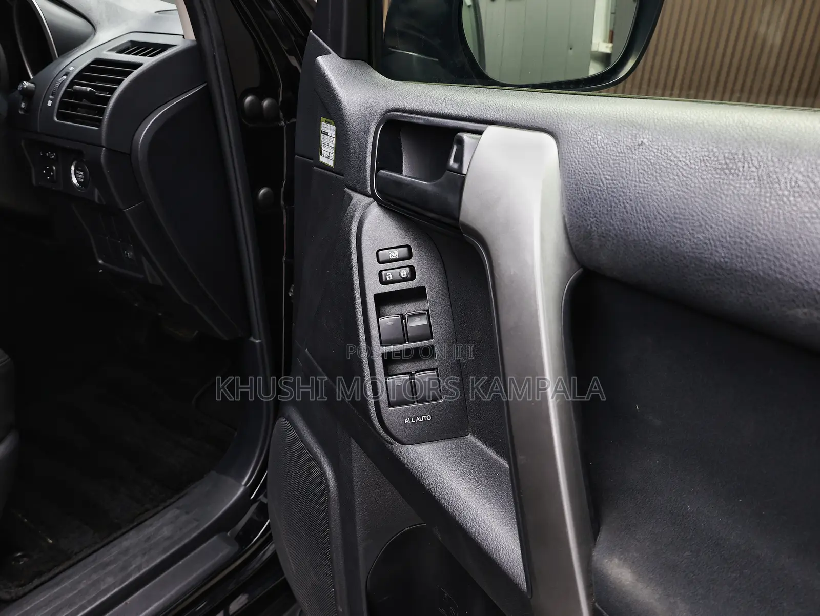 Toyota Land Cruiser Prado 2013 Black