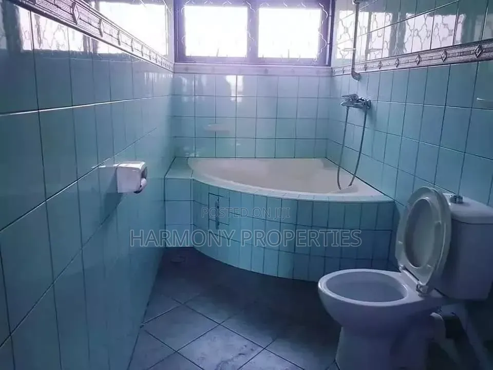 3bdrm Villa in Bugolobi, Central Division for rent