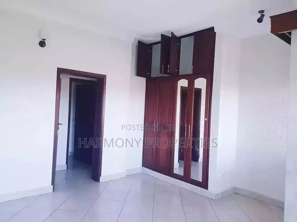 3bdrm Villa in Bugolobi, Central Division for rent